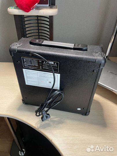 Гитарный комбоуселитель foix