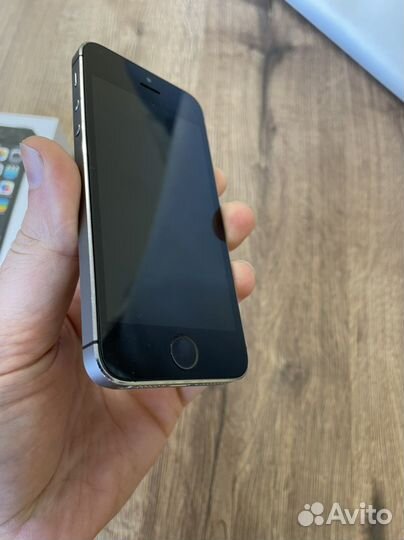 iPhone 5S, 16 ГБ