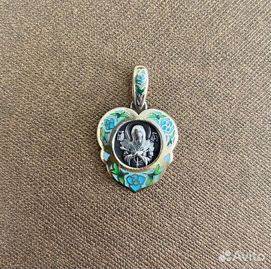 Нательная иконка Богородица Семистрельная