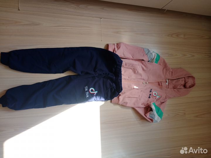 Спортивный костюм для девочки