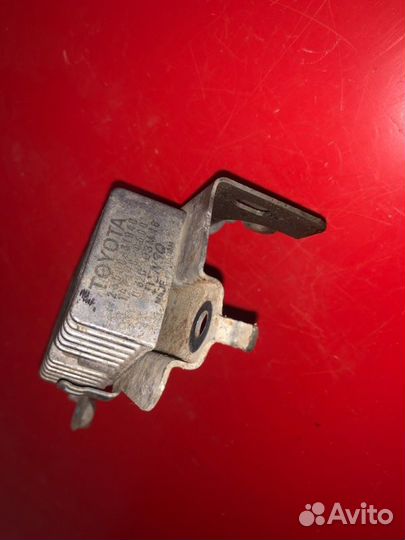 Резистор топливного насоса Lexus Is 200