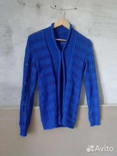 Кардиган ручной вязки