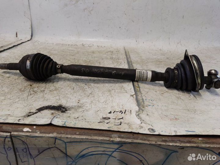 Привод левый Renault Sandero 2008-2014