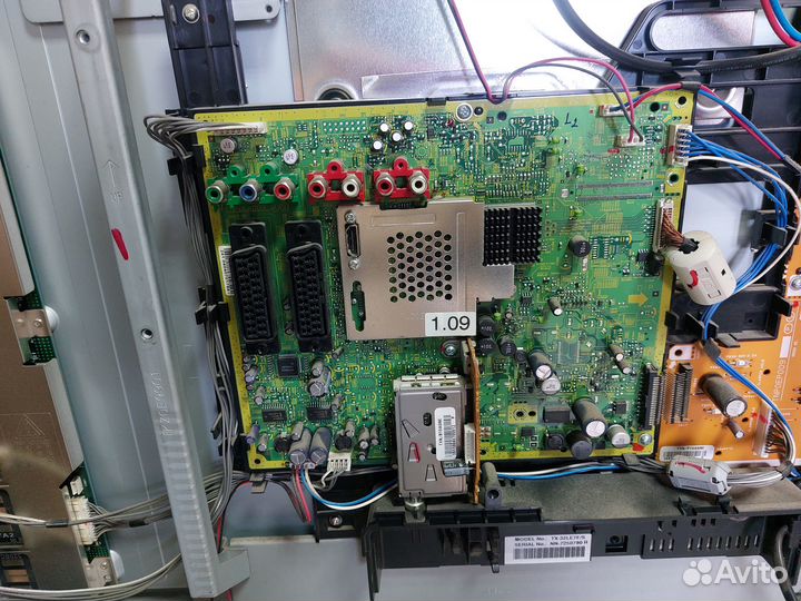 Телевизор Panasonic TX-32LE7F (По запчастям)