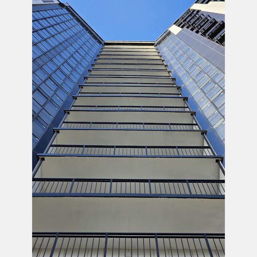 3-к. квартира, 90,4 м², 2/17 эт.