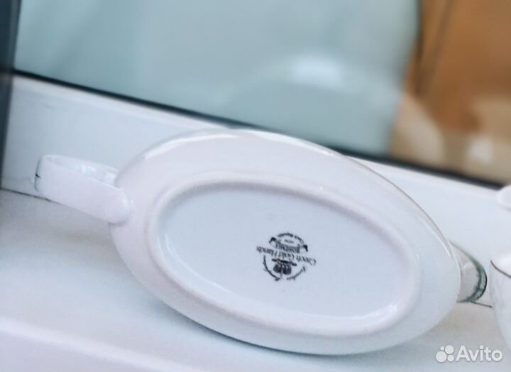 Новый молочник (сливочник), соусник