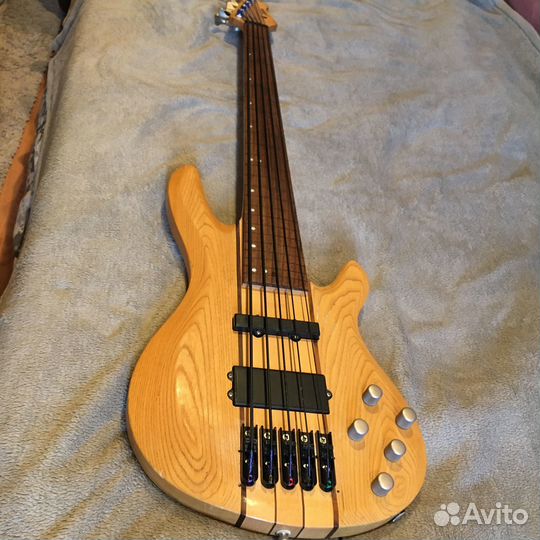 Ashtone бас гитара 5 струн