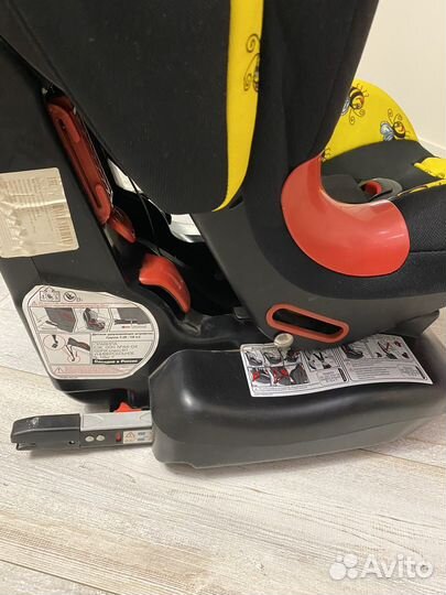 Автомобильное детское кресло с isofix Siger