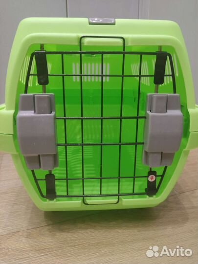 Переноска для кошек и собак