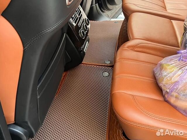 Автомобильные коврики 3D