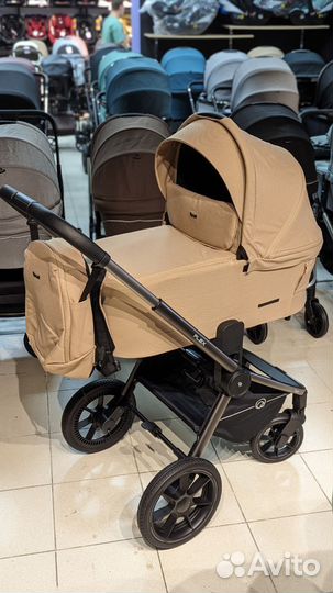 Коляска детская 2023 года