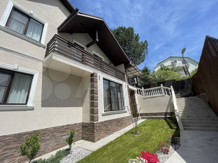 Дом 150 м² на участке 7 сот.