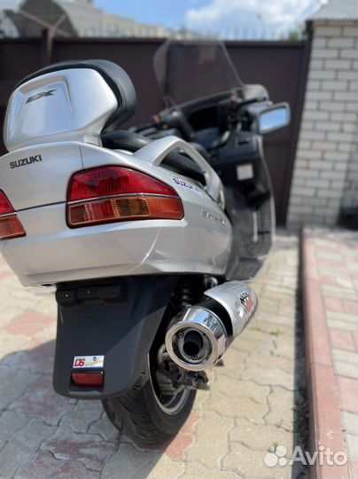 Скутер 650кубов