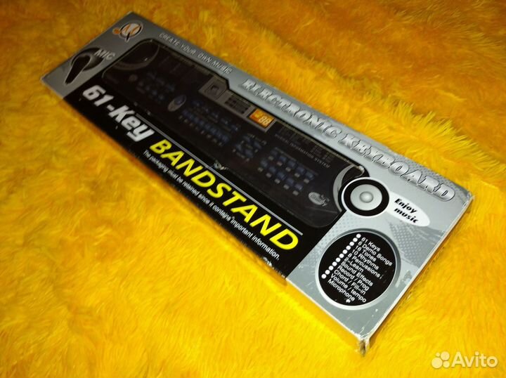 Синтезатор. 61-Key Bandstand. Новый