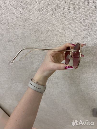 Солнцезащитные очки