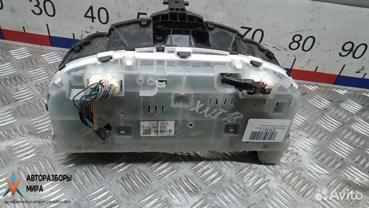 Щиток приборов (приборная панель) Mitsubishi 4