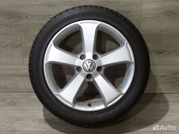 Комплект оригинальных R17 колес VW Scirocco
