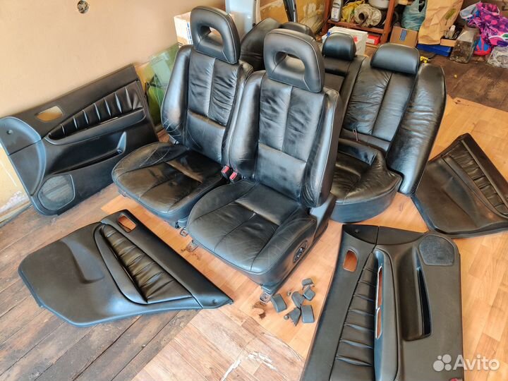 Кожаный салон Mitsubishi Galant 8