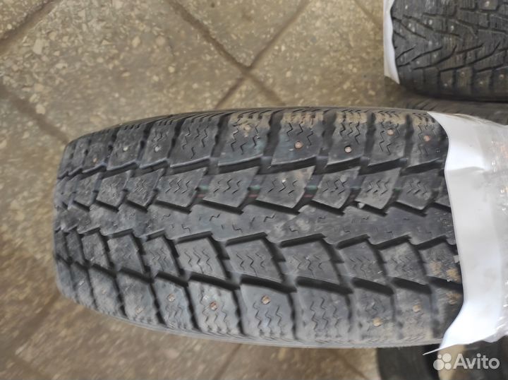 Kumho 846 215/70 R15