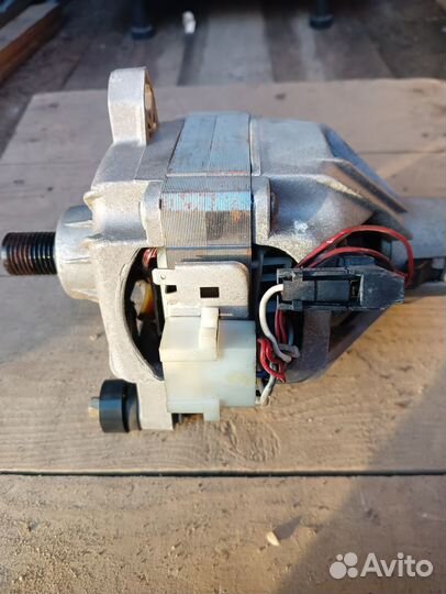 Электродвигатель 220в
