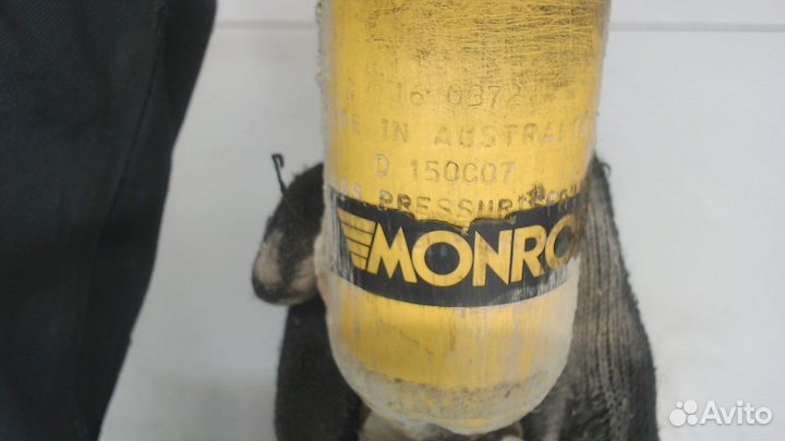 Амортизатор подвески Jeep Cherokee, 1995