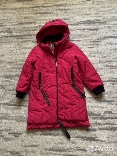 Демисезонное пальто на девочку 134 разм