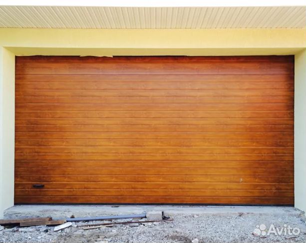 Секционные ворота