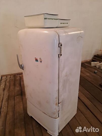 Холодильник ЗИЛ