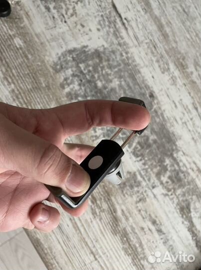 Держатель для телефона в авто