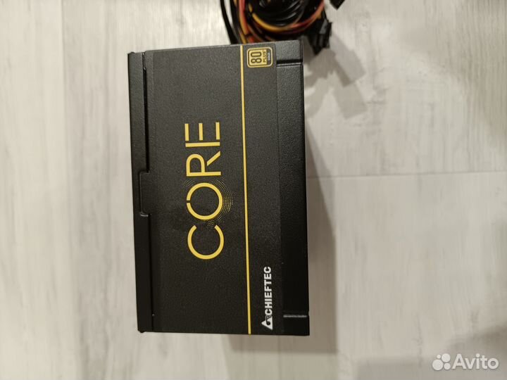 Блок питания Chieftec 600w gold 80+