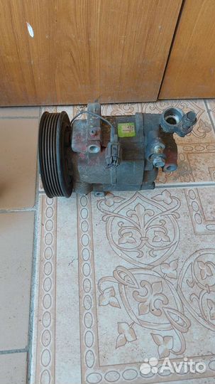 Компрессор кондиционера Nissan Sylphy