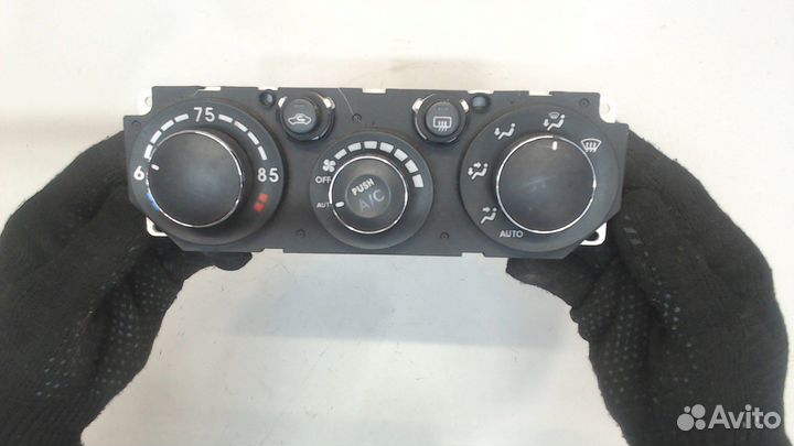 Переключатель отопителя Mitsubishi Endeavor, 2006
