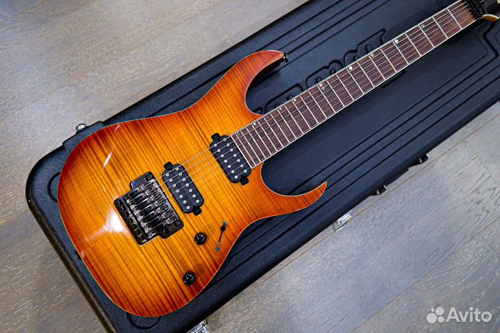 Ibanez J.Custom rg8527 обмен