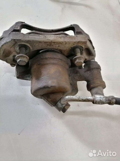 Суппорт передний Ford Escort 1995-2001