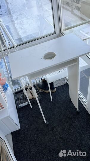 Стол для маникюра в 4 руки