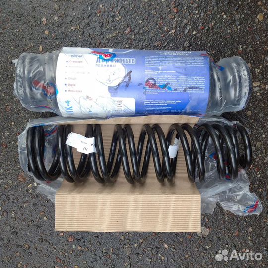 Новые задние пружины VW Polo Skoda Rapid