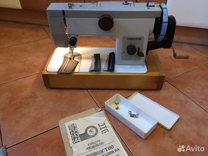 Швейная машина чайка 134