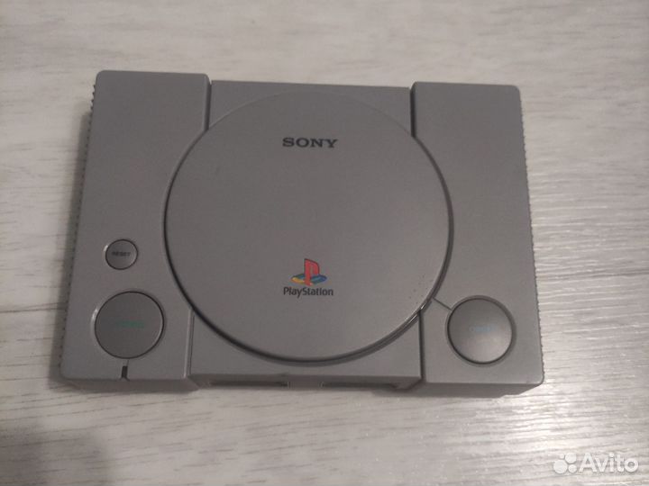 Игровая приставка ps1