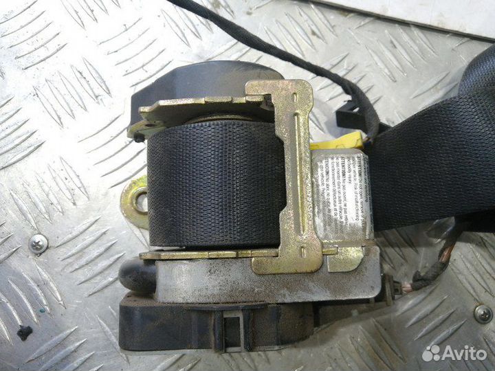 Ремень безопасности передний правый Mercedes W208