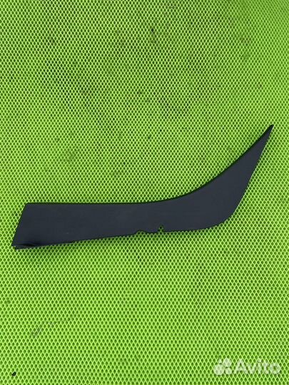 Обшивка левая задней стойки рено Logan 2