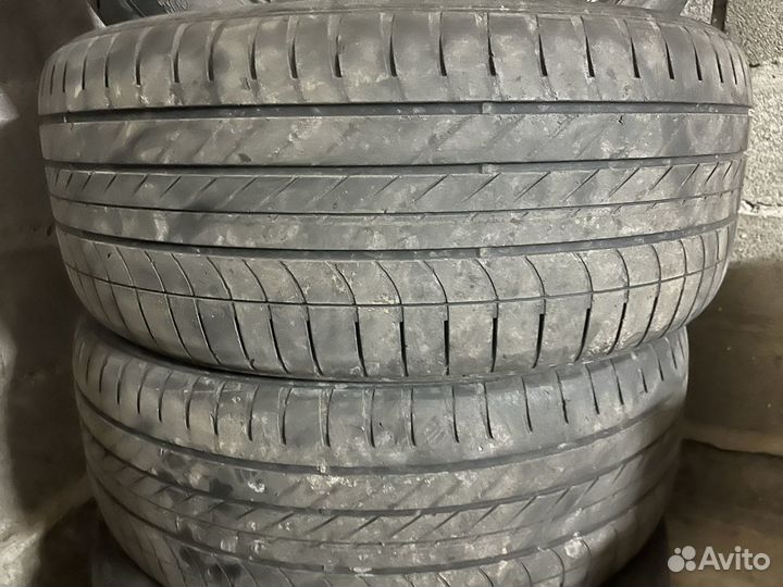 Goodyear Aquatred 275/45 R20