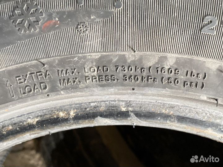 Kumho I'Zen KW22 215/55 R16 97T