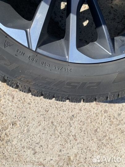 Колеса на Geely Pirelli Ice Zero 215/55/18