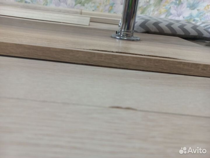 Полка настенная