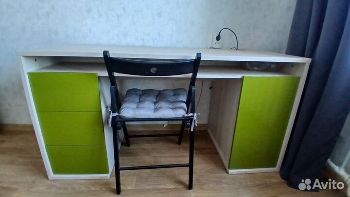 Компьютерный стол огого обстановочка б/у