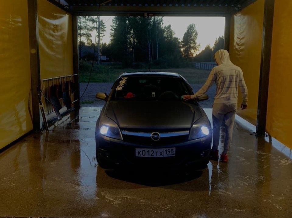 Opel Astra GTC: фото владельца