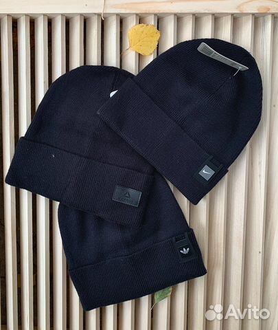 Шапка осенняя фирменная