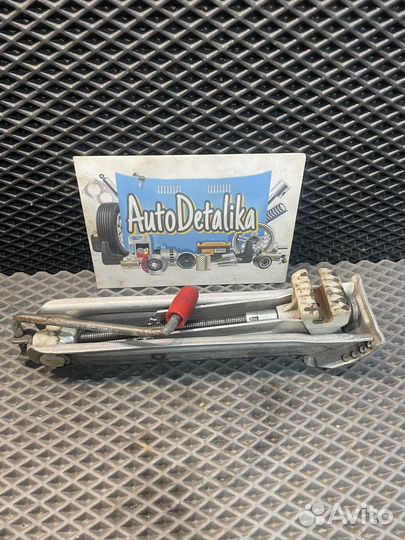 Домкрат оригинальный Audi A4 B5