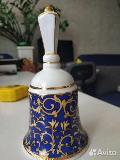 Колокольчик фарфор