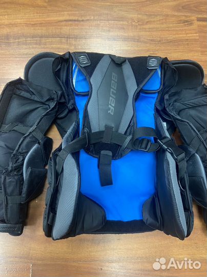 Нагрудник хоккейного вратаря Bauer Elite M/SR